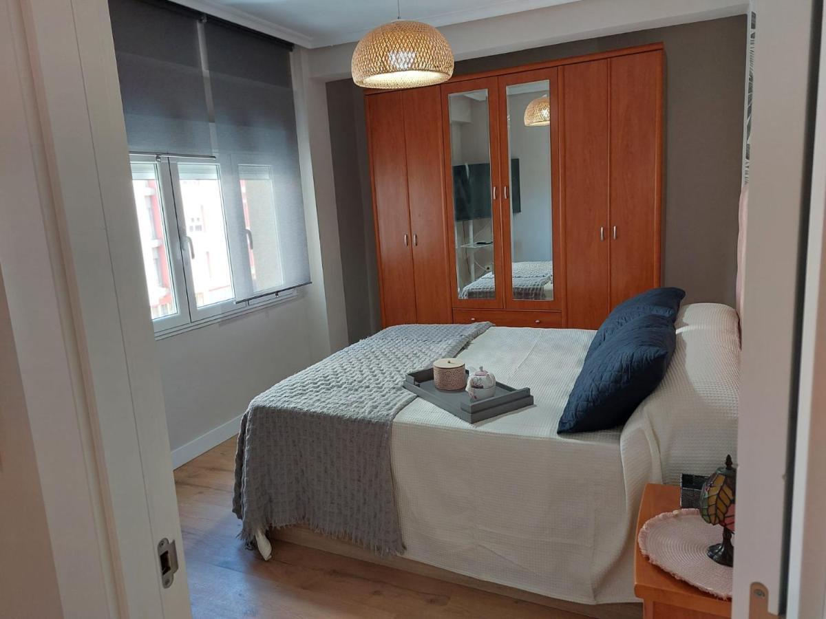 Piso En El Centro Apto 5 Personas Con Garaje Privado Avilés Buitenkant foto