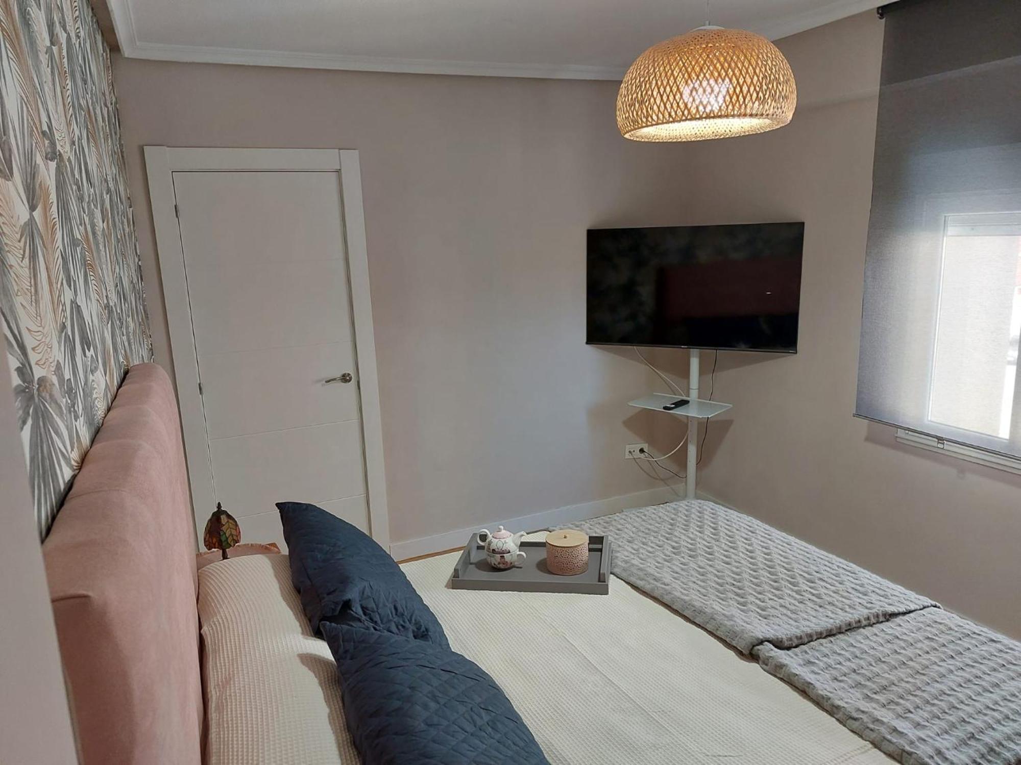 Piso En El Centro Apto 5 Personas Con Garaje Privado Avilés Buitenkant foto