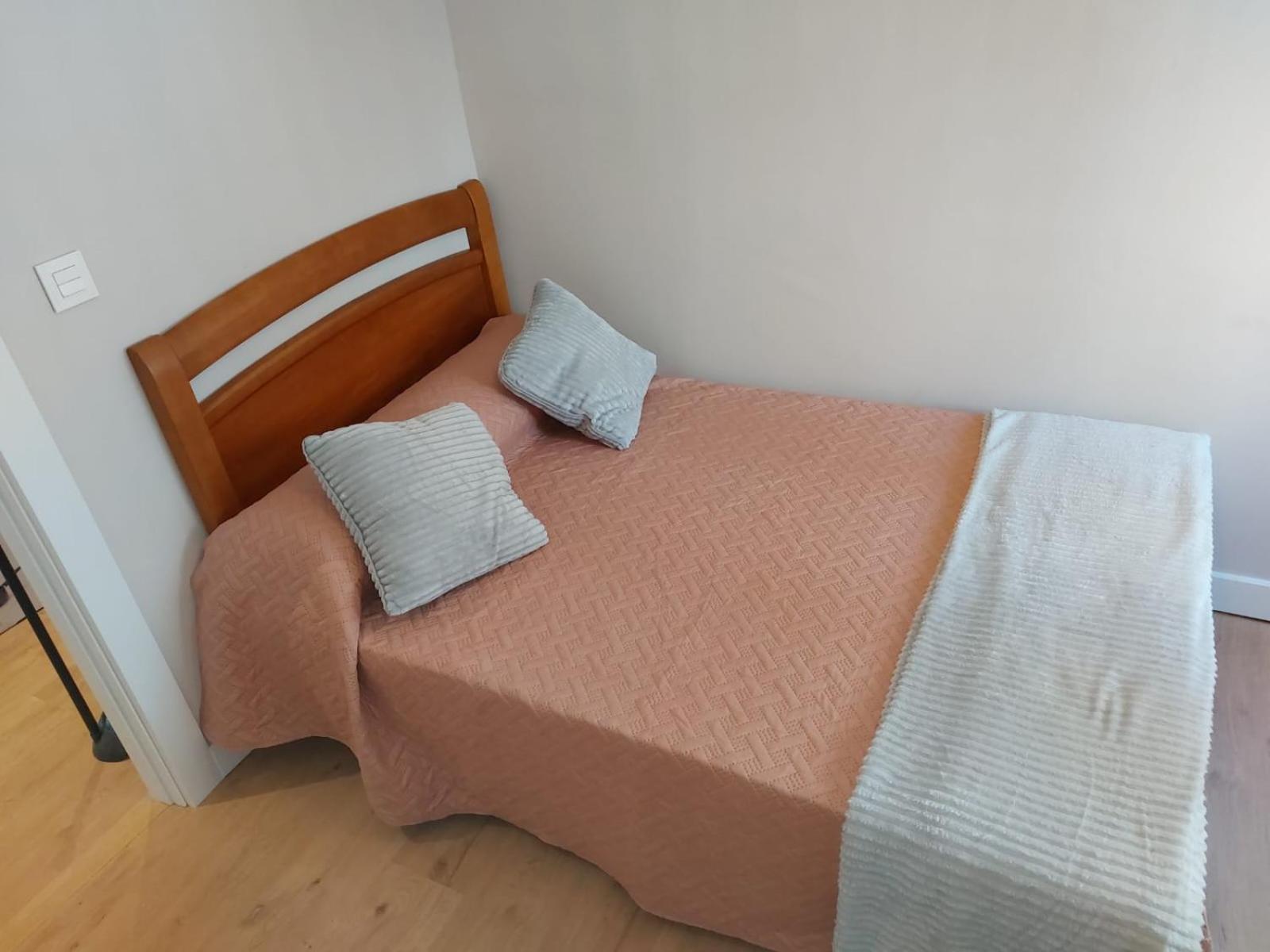 Piso En El Centro Apto 5 Personas Con Garaje Privado Avilés Buitenkant foto