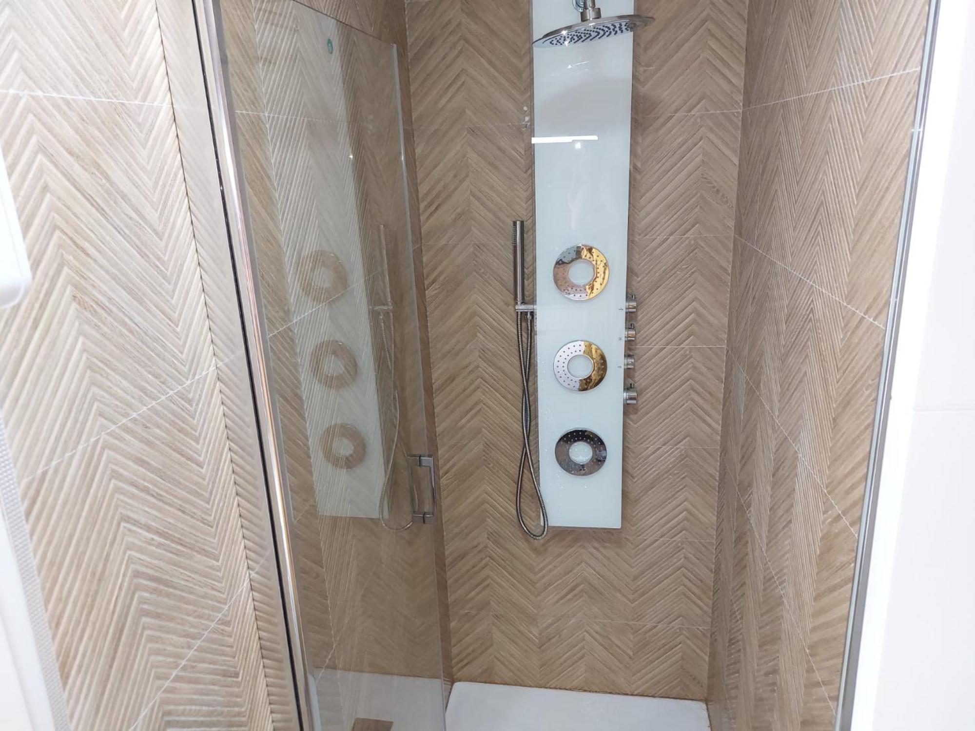 Piso En El Centro Apto 5 Personas Con Garaje Privado Avilés Buitenkant foto